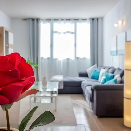Apartment Flatguest Trebolina - 3bdr - Fastwifi - Parking