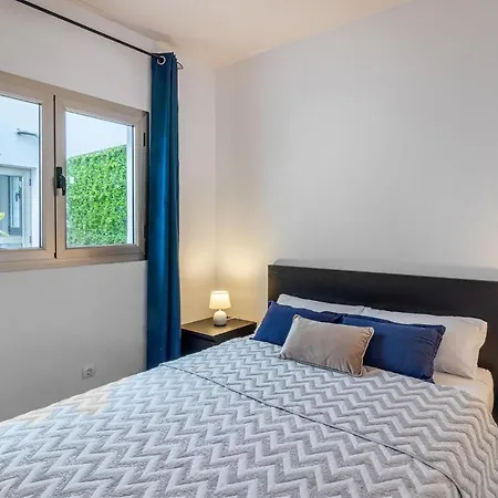Apartment Flatguest Trebolina - 3bdr - Fastwifi - Parking *